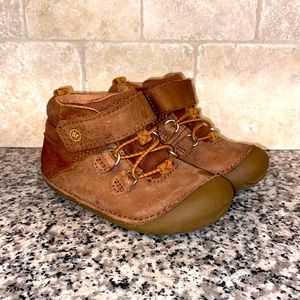 Stride Rite Baby/Toddler Shoes Size 5 Wide